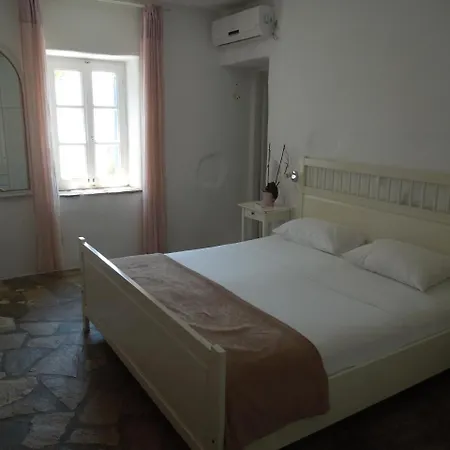 Mirella Villa Agios Georgios (Antiparos)